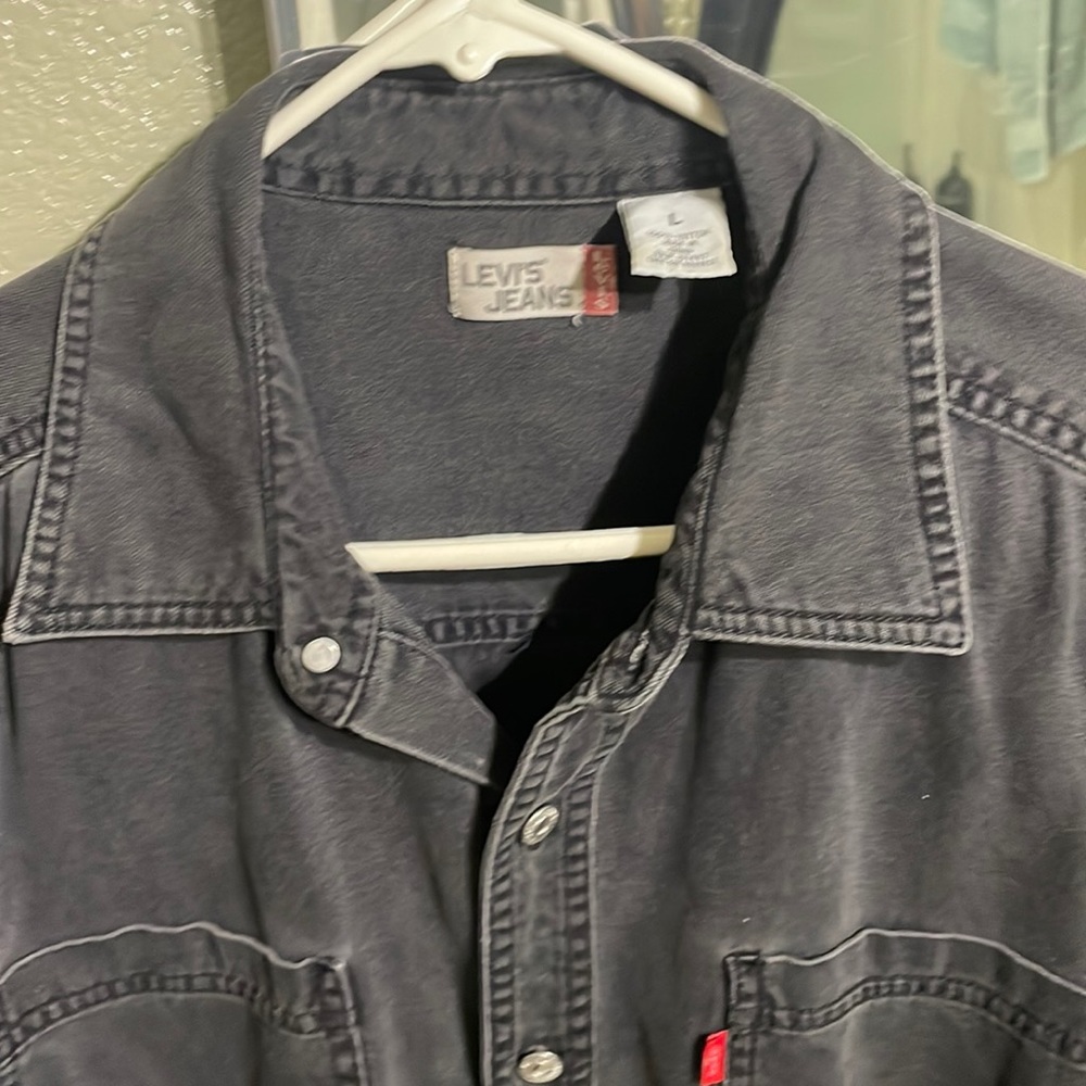 Vintage Levi’s shirt Size Large men’s